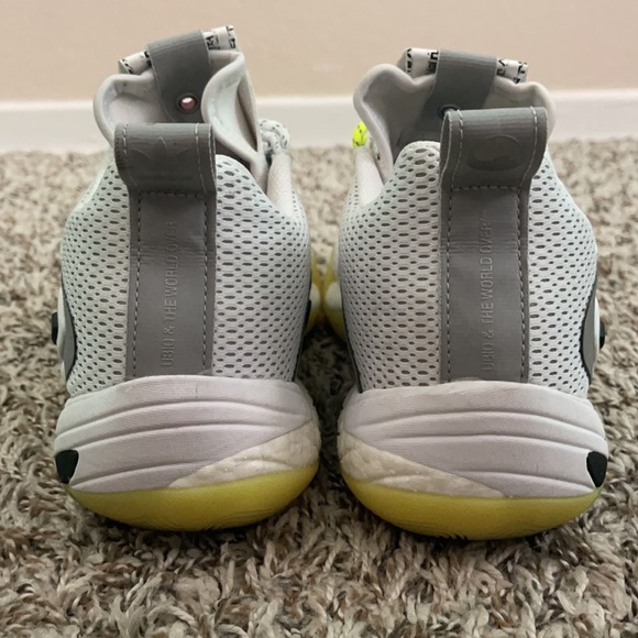 Adidas Consortium's Crazy BYW 2.0 x “Sister Cities” - Picture 5 of 6